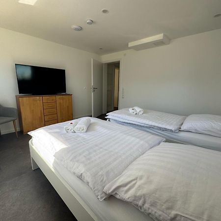W&P Living Wohnung Mit Ausblick - Parkplatz Biberbach  Exterior foto